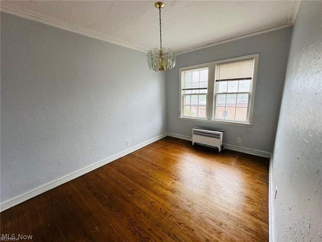 15610 Van Aken Boulevard 4, Shaker Heights, OH 44120