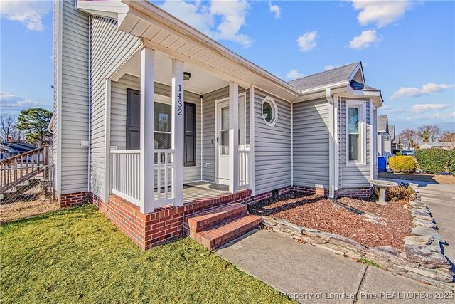 1432 Rougemart Drive, Fayetteville, NC 28304