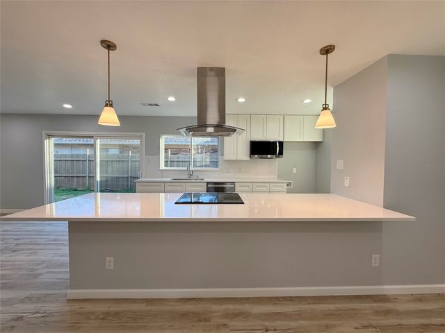 5502 Vagas Drive, Rowlett, TX 75088