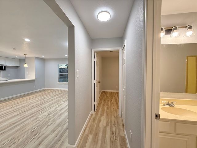 5502 Vagas Drive, Rowlett, TX 75088