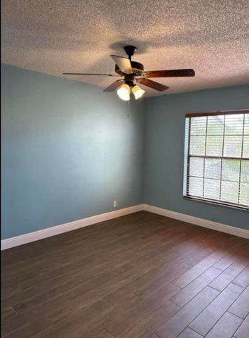 2600 Greenwood Terrace 204, Boca Raton, FL 33431