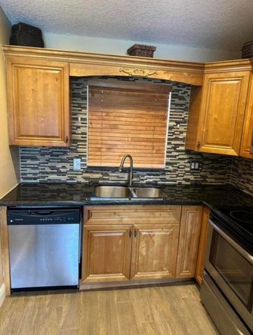 2600 Greenwood Terrace 204, Boca Raton, FL 33431