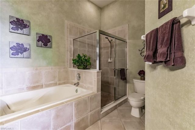 3011 Meandering WAY # 202, Fort Myers, FL 33905