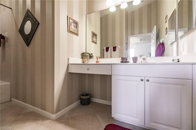 3011 Meandering WAY # 202, Fort Myers, FL 33905