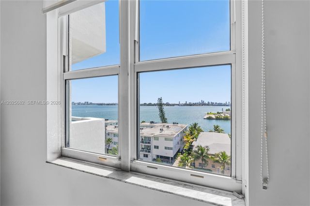 7910 E Harbor Island Dr 704, North Bay Village, FL 33141