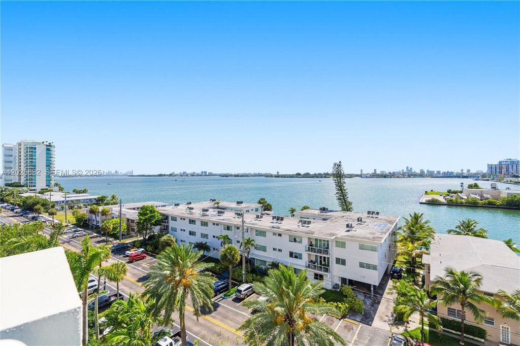 7910 E Harbor Island Dr 704, North Bay Village, FL 33141