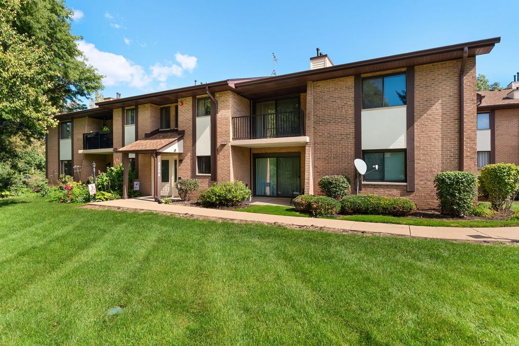 2204 Wharf Drive 2308, Woodridge, IL 60517 — exterior