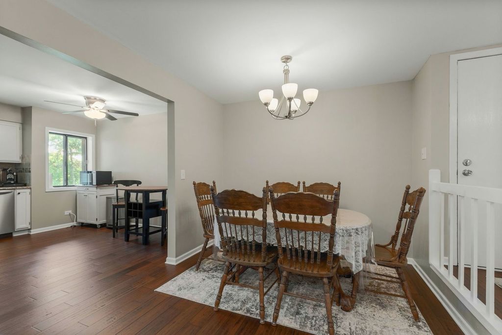 2204 Wharf Drive 2308, Woodridge, IL 60517 — photo 5