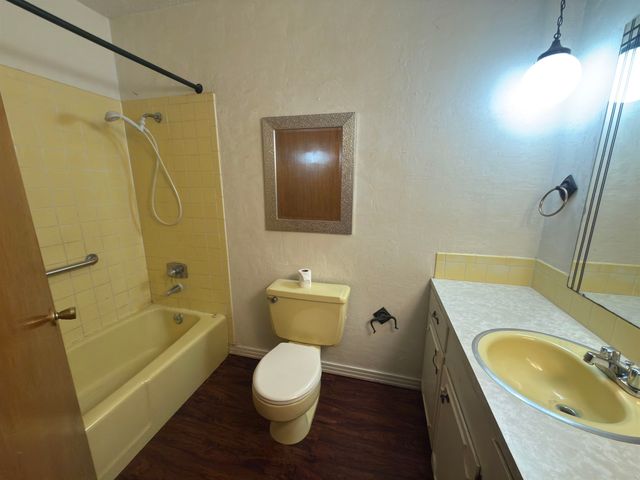 306 Richard Dr, Houma, LA 70364