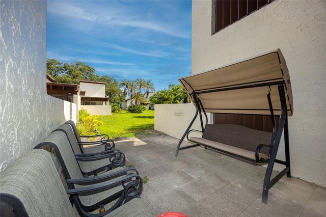 2207 BELLEAIR ROAD B4, Clearwater, FL 33764