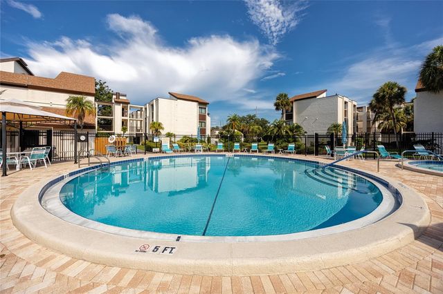 2207 BELLEAIR ROAD B4, Clearwater, FL 33764