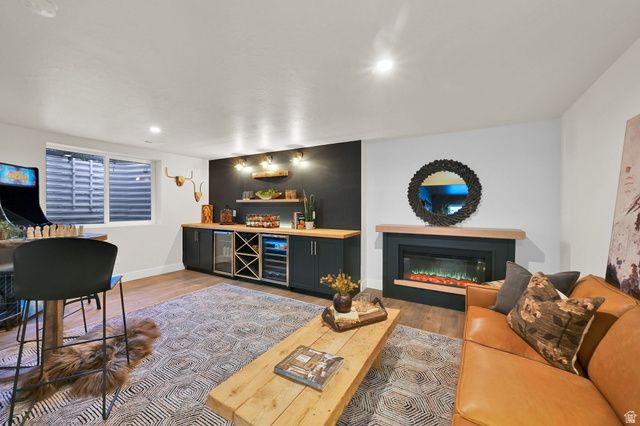 4312 W SOUTH JORDAN PKWY, South Jordan, UT 84009