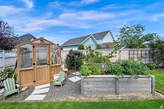 4312 W SOUTH JORDAN PKWY, South Jordan, UT 84009