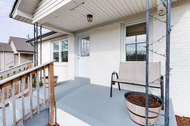 5107 Austin Peay Hwy, Westmoreland, TN 37186