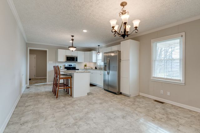 5107 Austin Peay Hwy, Westmoreland, TN 37186