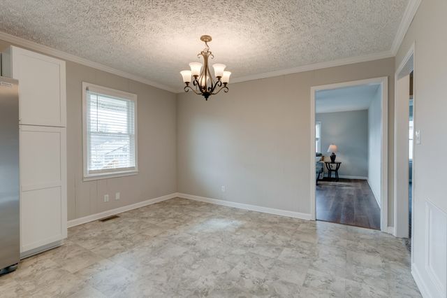 5107 Austin Peay Hwy, Westmoreland, TN 37186