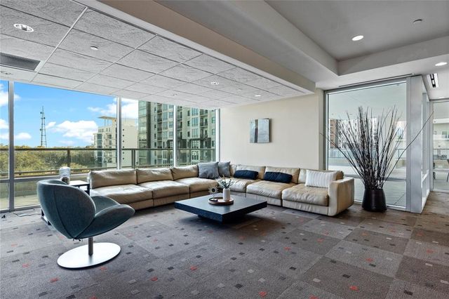 101 S EOLA DR 910, Orlando, FL 32801