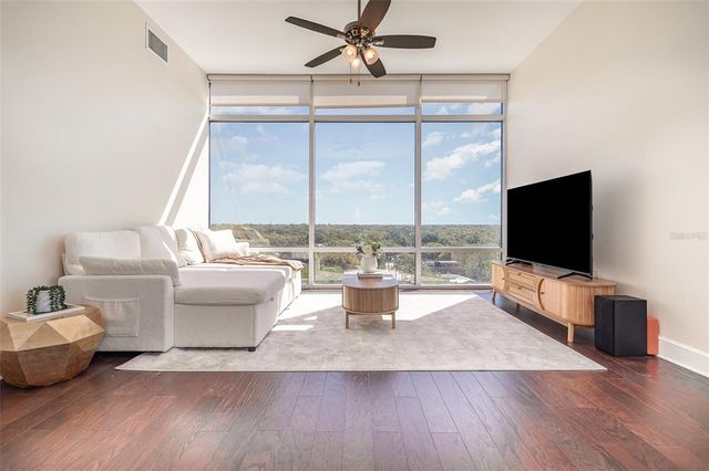 101 S EOLA DR 910, Orlando, FL 32801