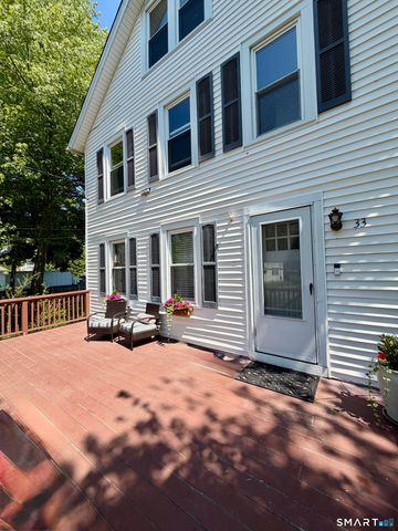 33 Macintosh Road, Norwalk, CT 06851
