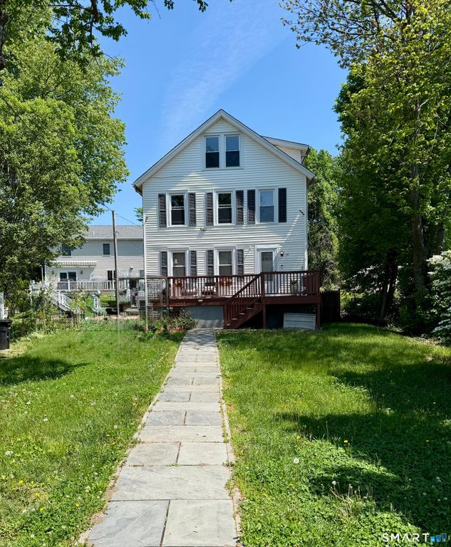 33 Macintosh Road, Norwalk, CT 06851