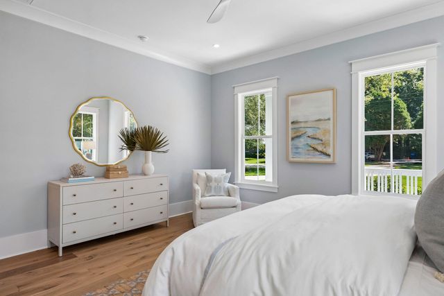914 Lakeview Drive, Mount Pleasant, SC 29464