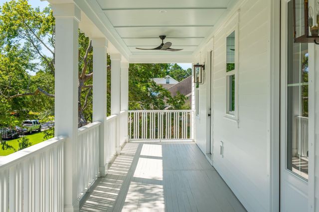 914 Lakeview Drive, Mount Pleasant, SC 29464