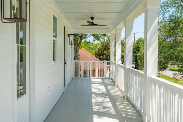 914 Lakeview Drive, Mount Pleasant, SC 29464