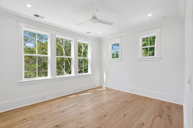 914 Lakeview Drive, Mount Pleasant, SC 29464