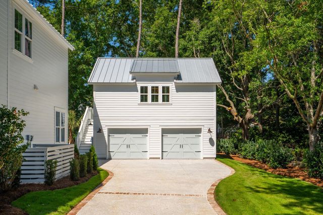 914 Lakeview Drive, Mount Pleasant, SC 29464