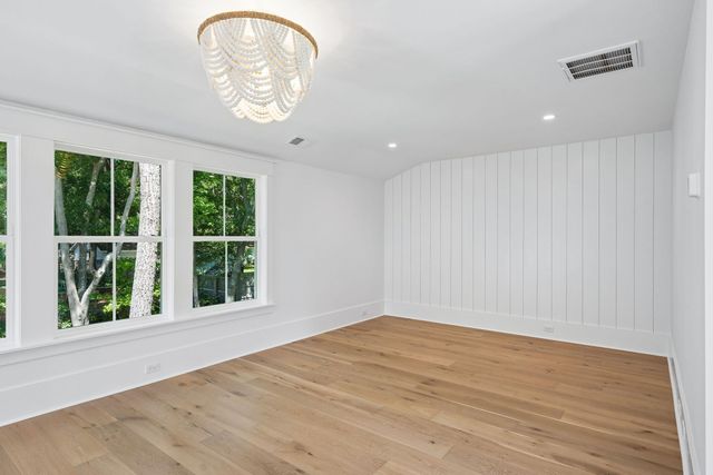 914 Lakeview Drive, Mount Pleasant, SC 29464