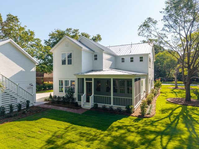 914 Lakeview Drive, Mount Pleasant, SC 29464