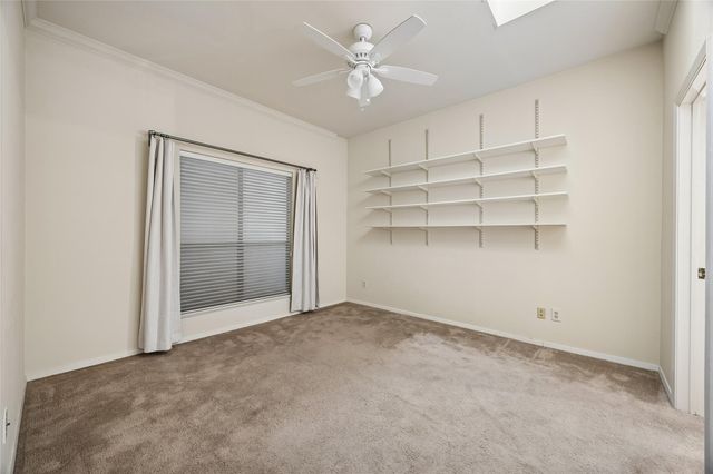 409 E 38th ST 302, Austin, TX 78705