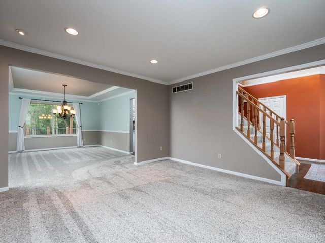 219 W Stoneridge Drive, Milford, OH 45150