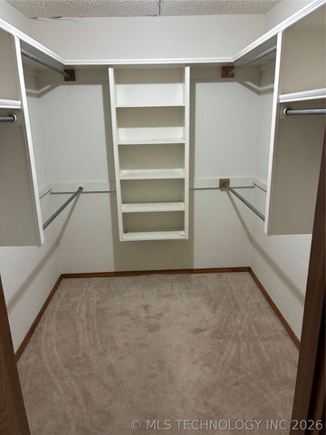 2305 W El Paso Court, Broken Arrow, OK 74012