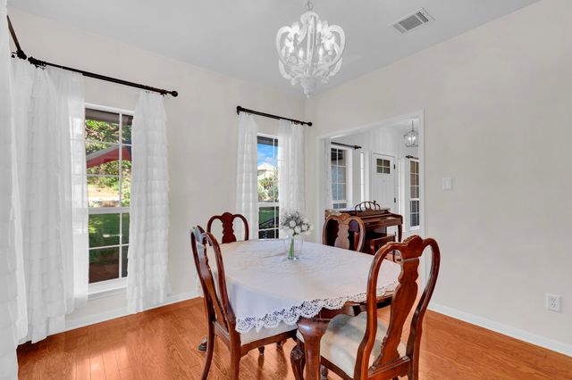 206 S Cowal DR, Spicewood, TX 78669
