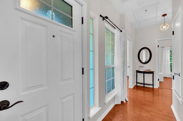 206 S Cowal DR, Spicewood, TX 78669