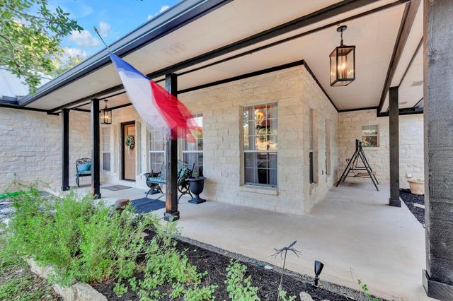 206 S Cowal DR, Spicewood, TX 78669