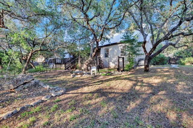 206 S Cowal DR, Spicewood, TX 78669