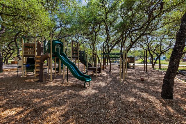 206 S Cowal DR, Spicewood, TX 78669