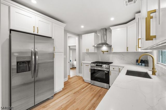 76 Dawn Ave, North Haledon Boro, NJ 07508