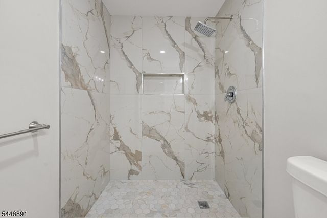 76 Dawn Ave, North Haledon Boro, NJ 07508