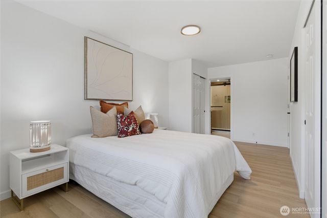 2103 S 249th Street, Kent, WA 98032