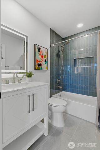 2103 S 249th Street, Kent, WA 98032