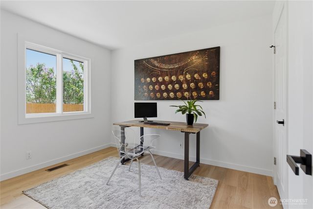 2103 S 249th Street, Kent, WA 98032