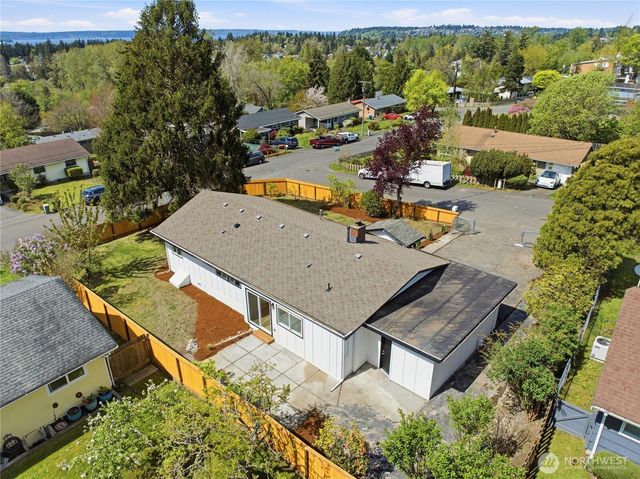 2103 S 249th Street, Kent, WA 98032