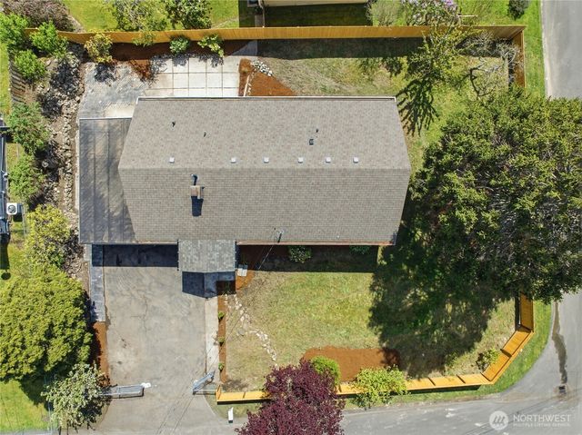 2103 S 249th Street, Kent, WA 98032