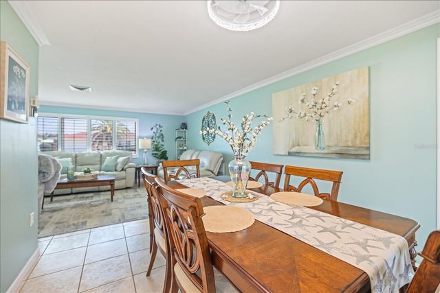 1330 CAMBRIDGE DRIVE, Venice, FL 34293