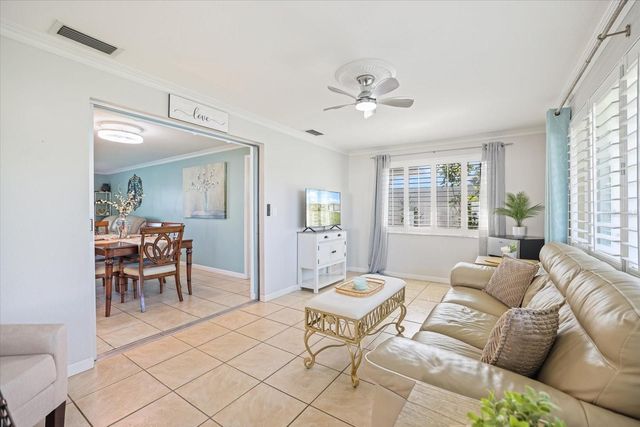 1330 CAMBRIDGE DRIVE, Venice, FL 34293
