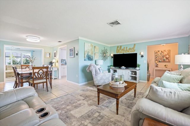 1330 CAMBRIDGE DRIVE, Venice, FL 34293