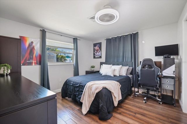 1330 CAMBRIDGE DRIVE, Venice, FL 34293